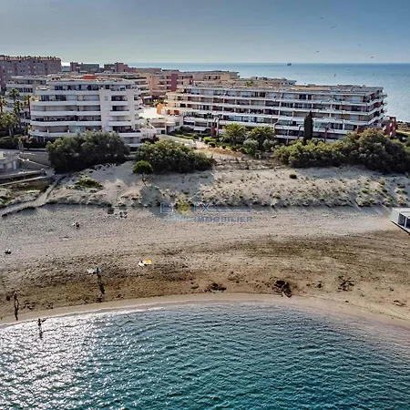 Appartement Magnifique 30m² Rénové Avec Terrasse, 2 Pièces Pour 4 Personnes à - Fr-1-472a-312 Sète