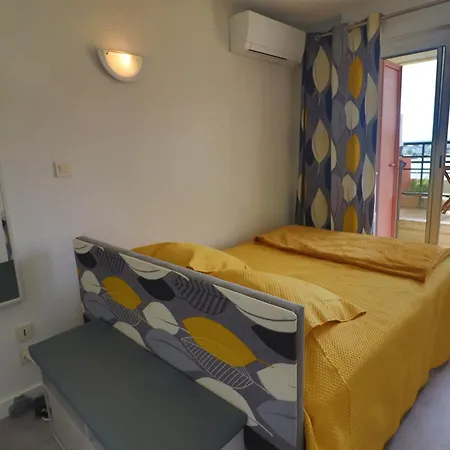 Magnifique 30M² Renove Avec Terrasse, 2 Pieces Pour 4 Personnes A Sete - Fr-1-472A-312 Lejlighed