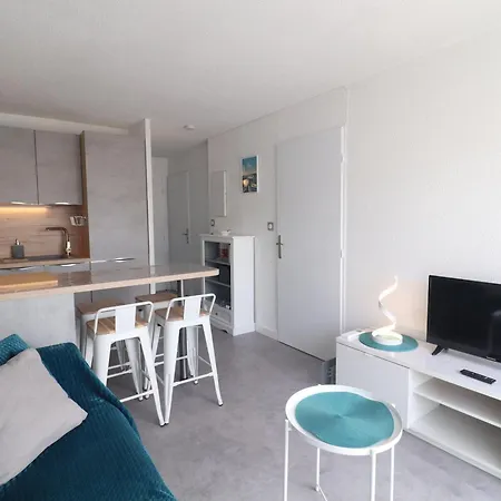Magnifique 30M² Renove Avec Terrasse, 2 Pieces Pour 4 Personnes A Sete - Fr-1-472A-312 公寓 塞特港